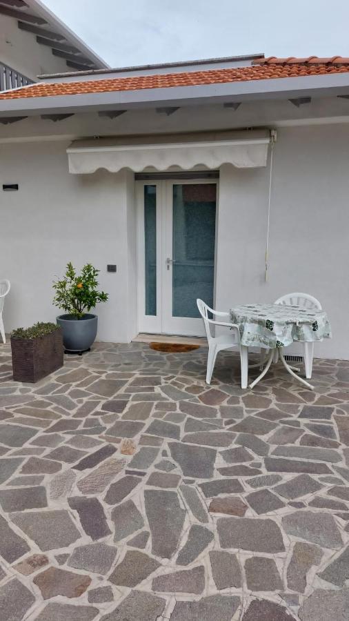 Sam&Sun Apartment Torbole Sul Garda Екстериор снимка
